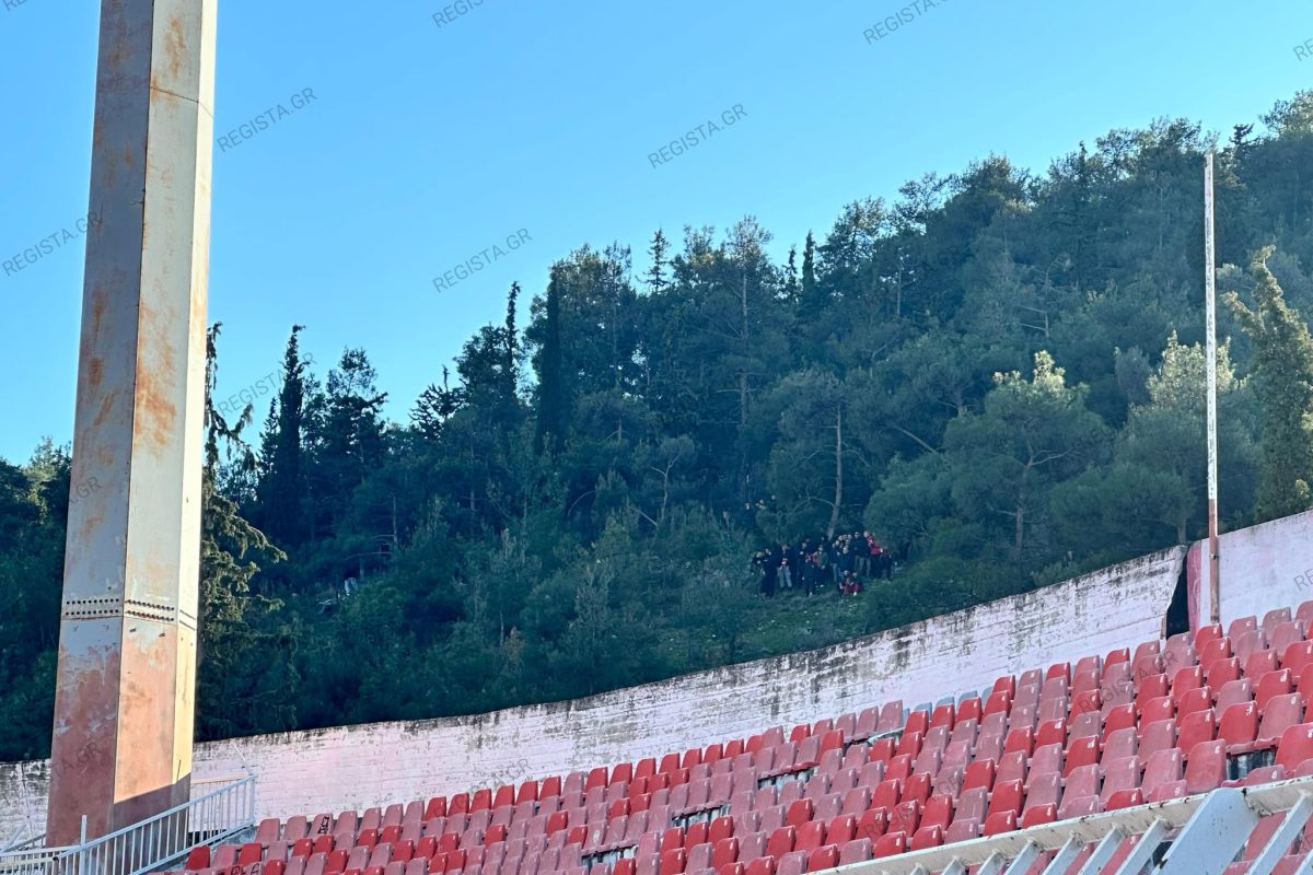 Ολυμπιακός Βόλου: Ντύθηκε στα ερυθρόλευκα η Γορίτσα – Αποθέωση στο φινάλε! (pic)