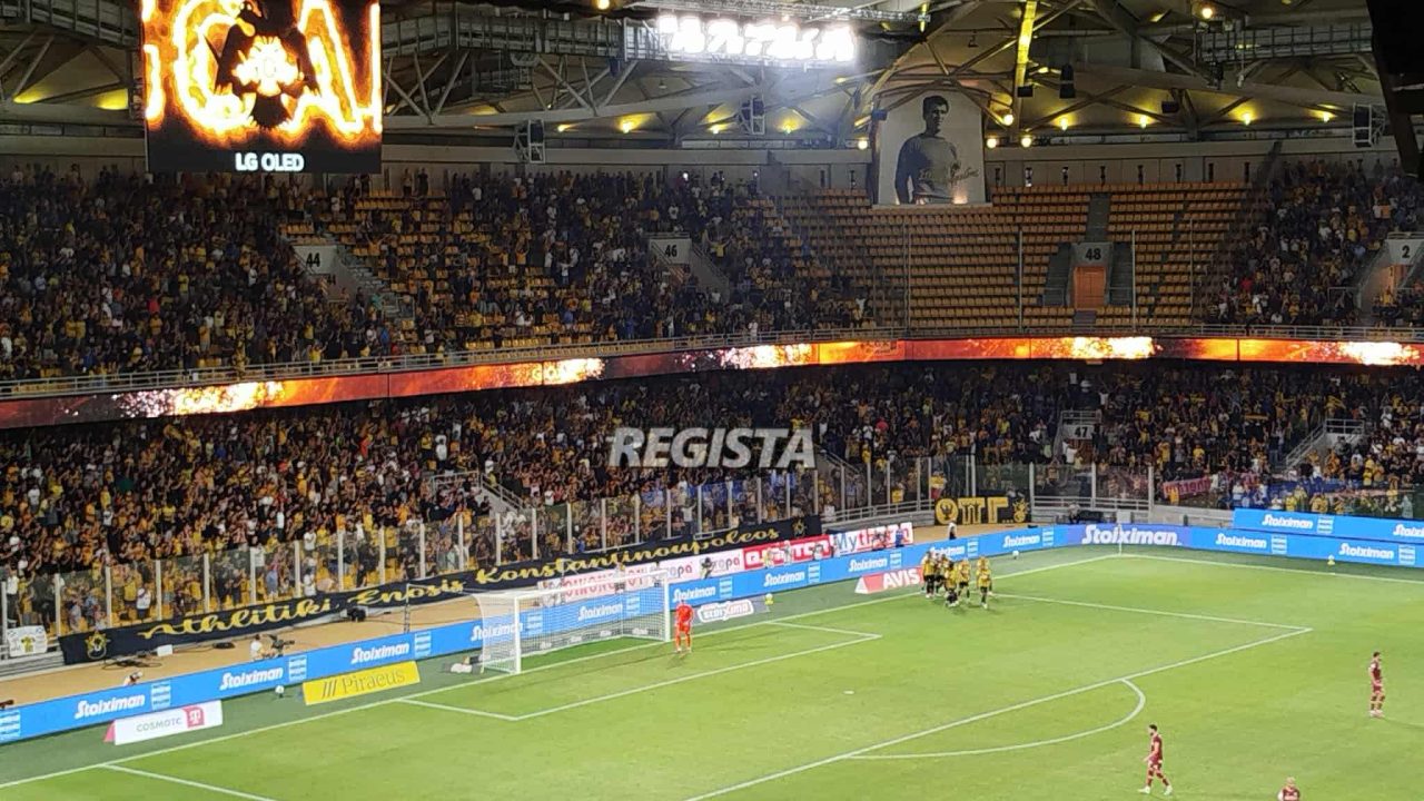 Αποθεωτική υποδοχή στην αποστολή της ΑΕΚ στο Βόλο – Δείτε εικόνες