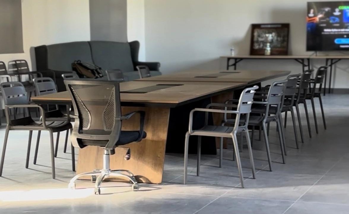 Σε στολίδι έχει μετατραπεί ο χώρος του ΟΣΕ από τη Νίκη Βόλου (pic/vid)