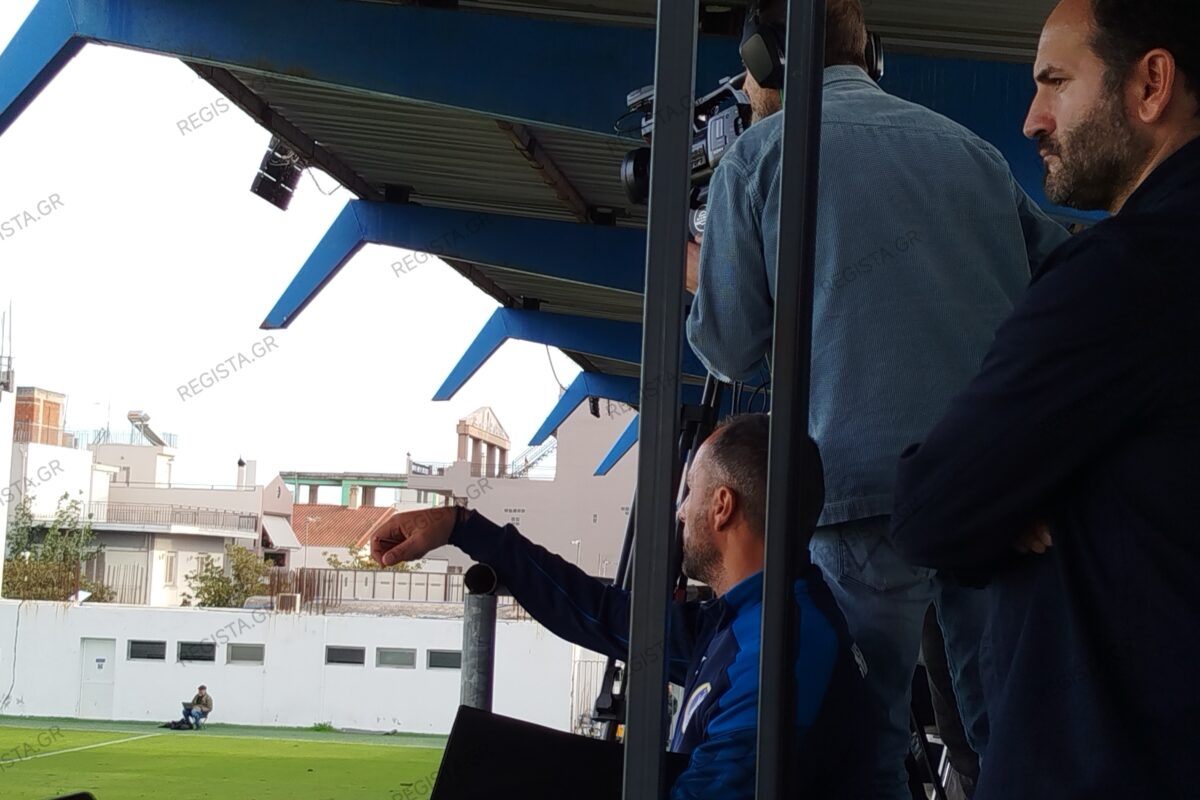 Νίκη Βόλου: Καθοδηγεί από την κερκίδα ο Γεωργιάδης Νίκη Βόλου: Καθοδηγεί από την κερκίδα ο Γεωργιάδης