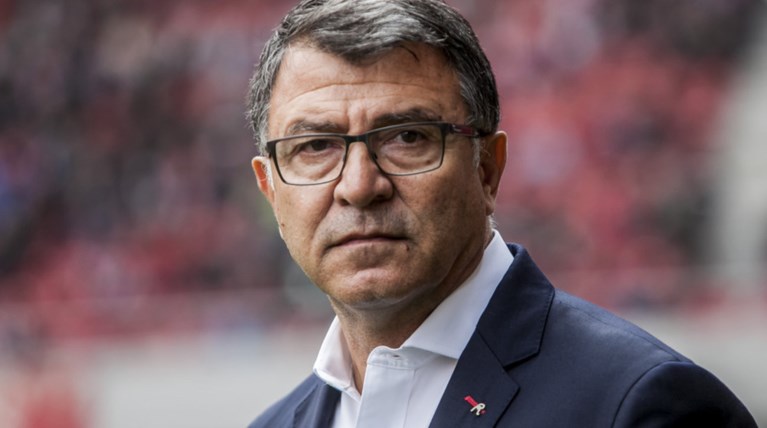 Επίσημη η έκπληξη με Τάκη Λεμονή