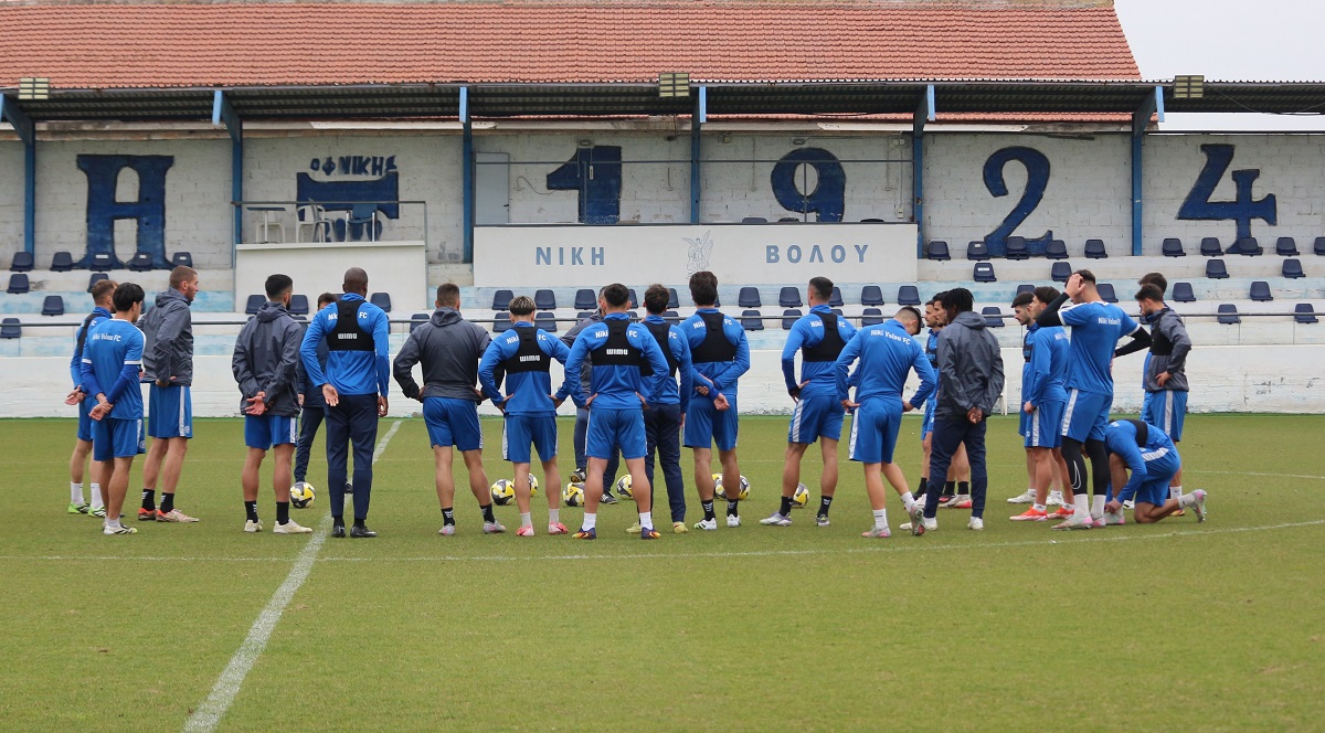 Νίκη Βόλου: Οικογενειακό φιλικό της πρώτης ομάδας με την Κ19 (pic)