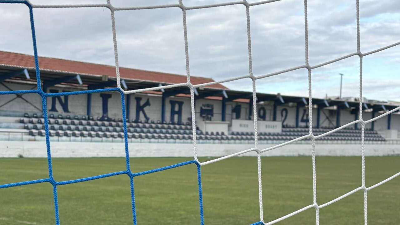 Νίκη Βόλου: Ξεχωριστό φιλικό Βετεράνων με Κ16 και ευχές για Καλό Πάσχα (vid)