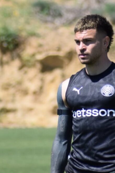 Με όλους στην αποστολή για Βόλο ο ΟΦΗ – Αποθέωση από τον κόσμο στην προπόνηση (vid)