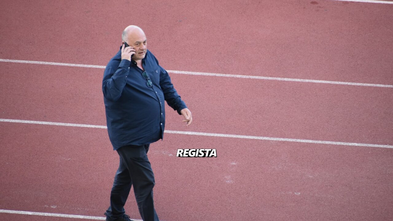 Μπέος: «Δεν μου ταιριάζει αυτό το ποδόσφαιρο, να παραχωρηθεί η ομάδα και να αφοσιωθώ στην πόλη μου»