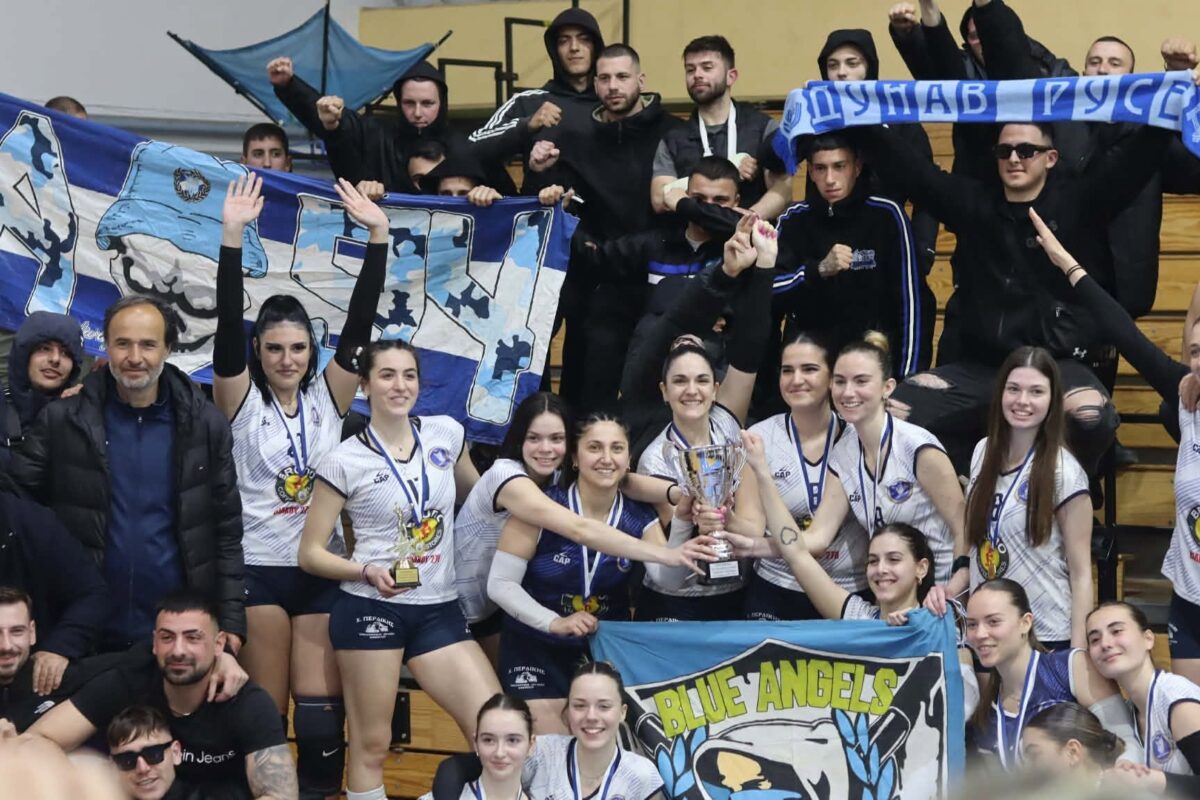 Ανανέωση στο βόλεϊ της Νίκης Βόλου Ανανέωση στο βόλεϊ της Νίκης Βόλου